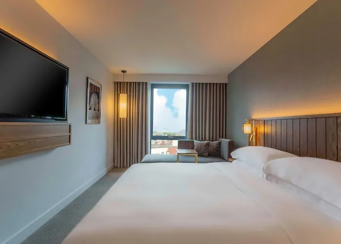 Hyatt Centric The Liberties Hotell 4*