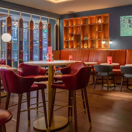 Hyatt Centric The Liberties فندق 4*