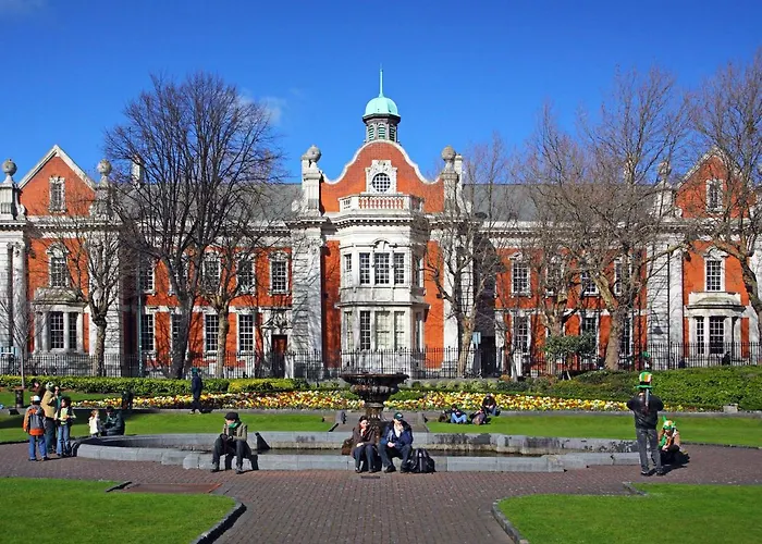 Hyatt Centric The Liberties מלון